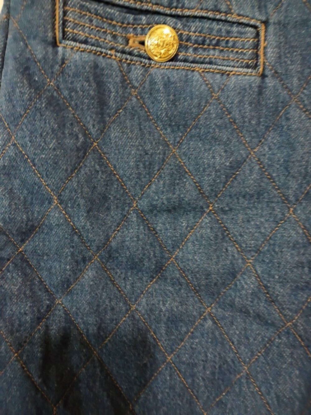 ANN TAYLOR Quilted Blue Denim Mini Skirt Gold Buttons 2 $89 - Picture 3 of 7
